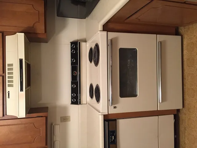 Hotpoint electric range in an apartment kitchen